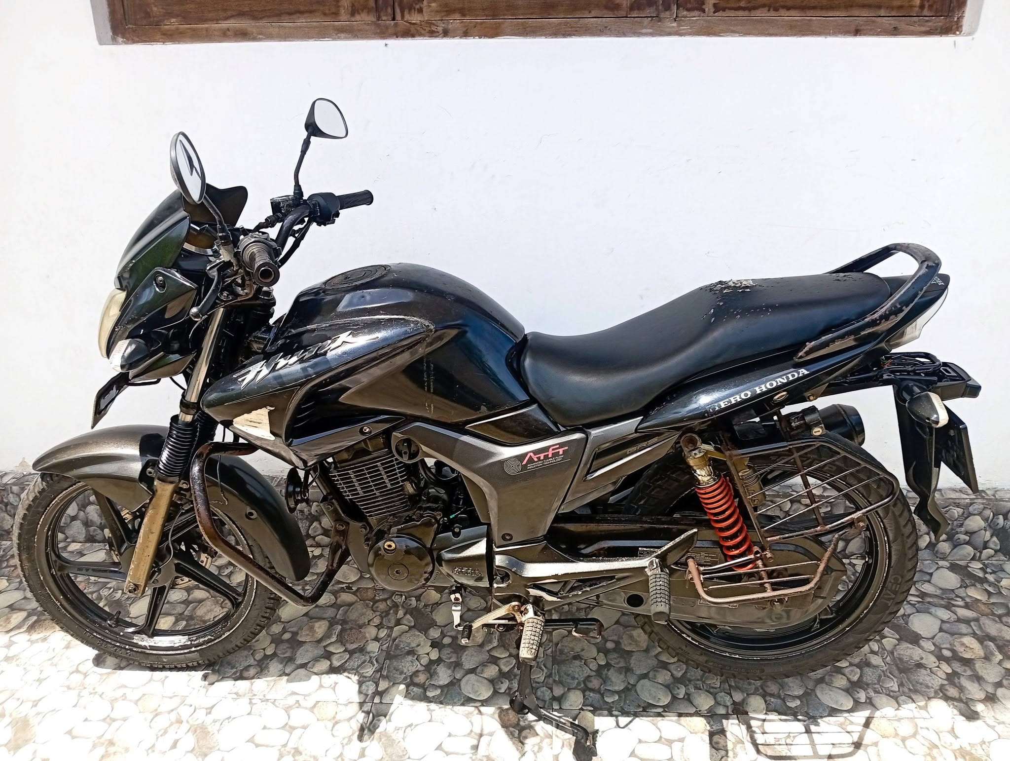 Hero Honda Hunk 2010 Motorcycle for Sale in Matara