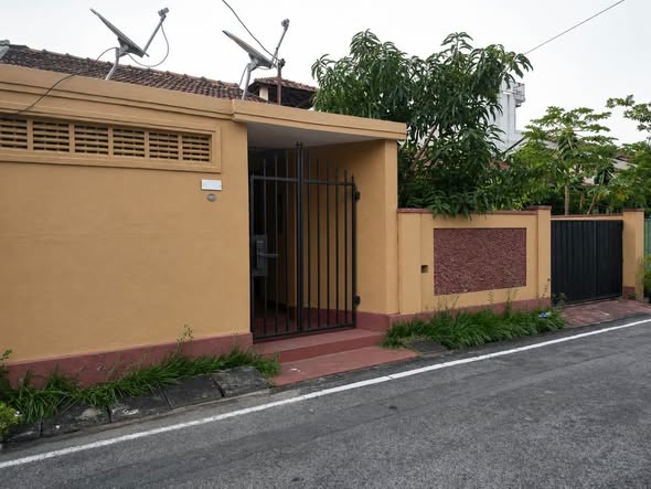 3 Bedroom House with 2 Baths on 6 Perches, Crow Island, Mattakuliya – 42M LKR