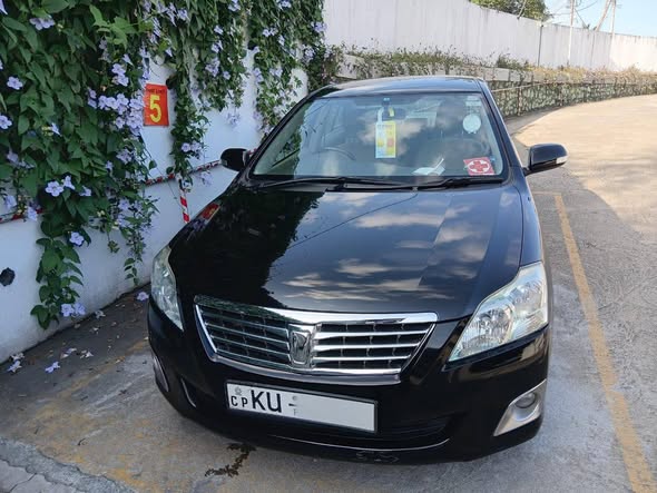 2012 Toyota for Sale – 87,700 km – New Tires, Battery, X4 Suspension