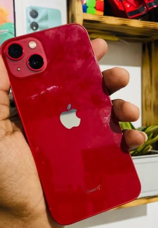 iPhone 13 128GB Mobile Phone – 84% Battery Health – LKR 66,000