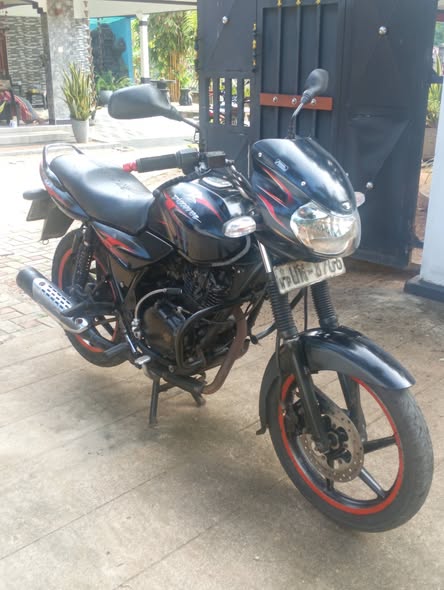 Motorcycle – Full Condition, Updated License & Insurance
