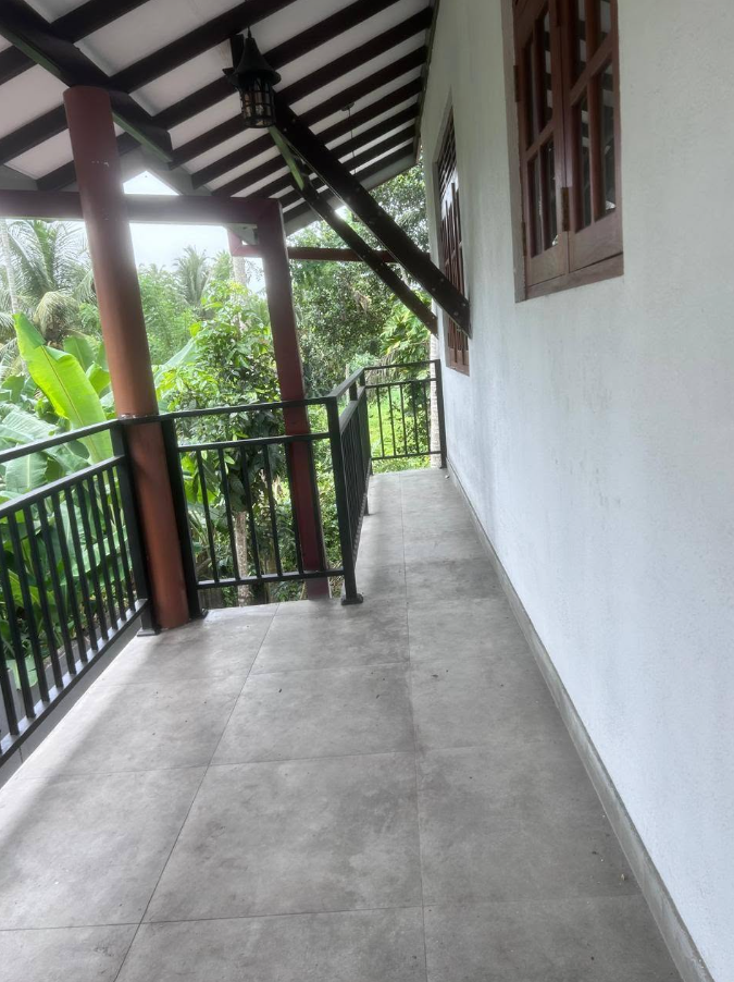 House Upper Floor for Rent near Makumbura Highway thumbnail 2